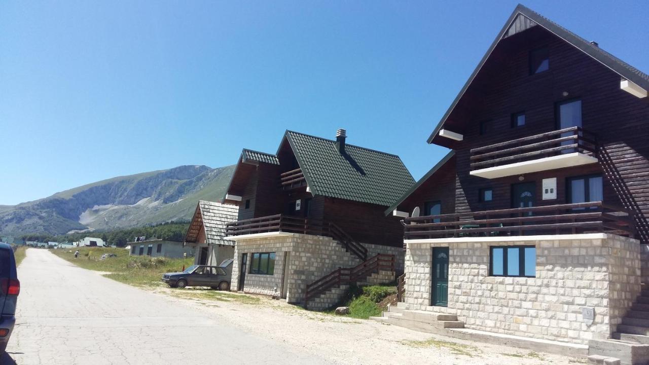 Guesthouse Wolf Žabljak Екстериор снимка