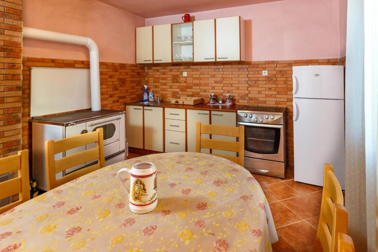 Guesthouse Wolf Žabljak Екстериор снимка