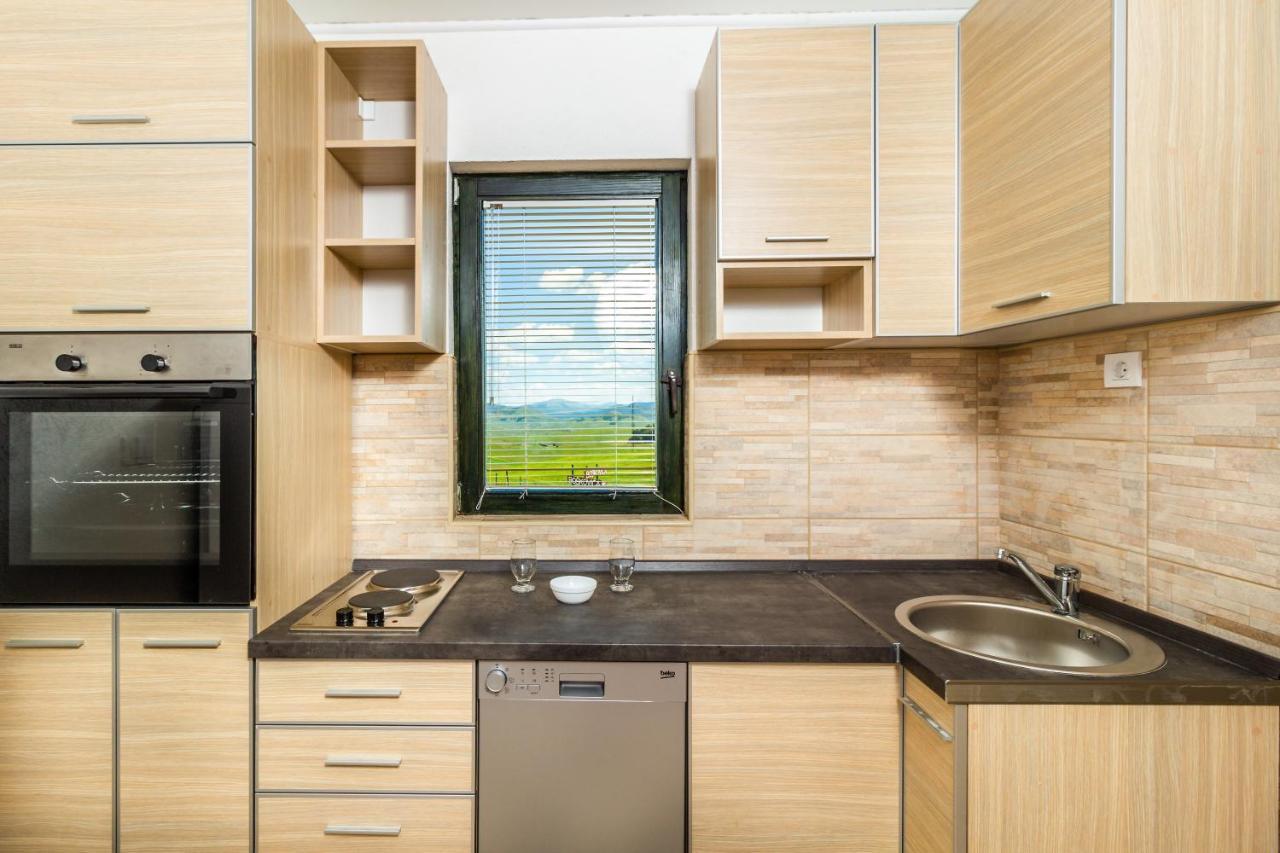 Guesthouse Wolf Žabljak Екстериор снимка