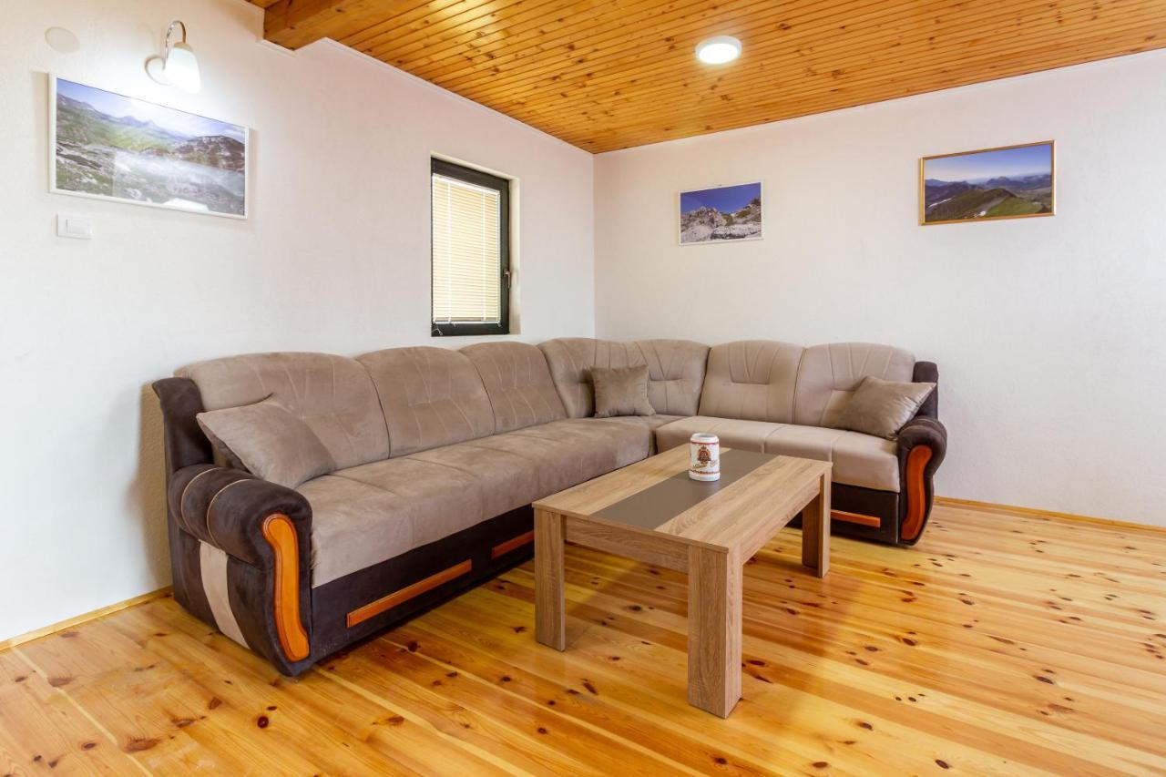 Guesthouse Wolf Žabljak Екстериор снимка