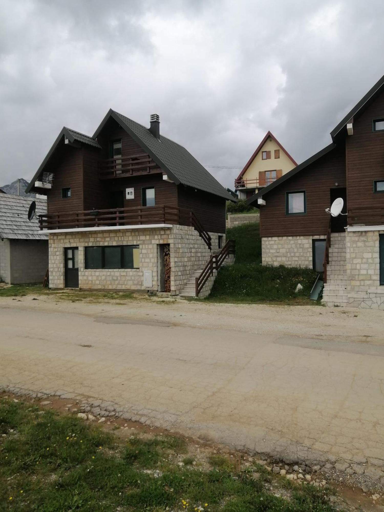 Guesthouse Wolf Žabljak Екстериор снимка