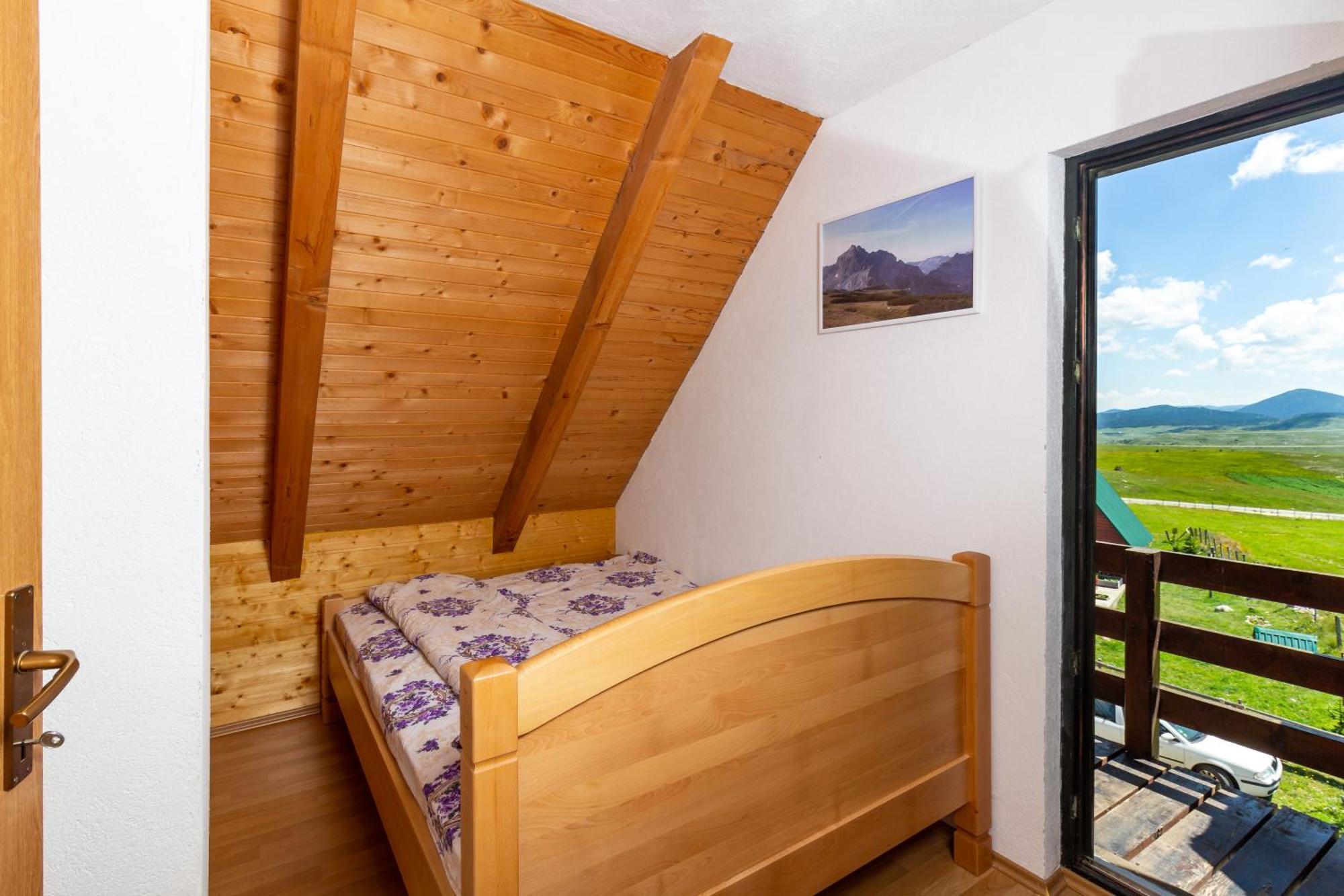 Guesthouse Wolf Žabljak Екстериор снимка
