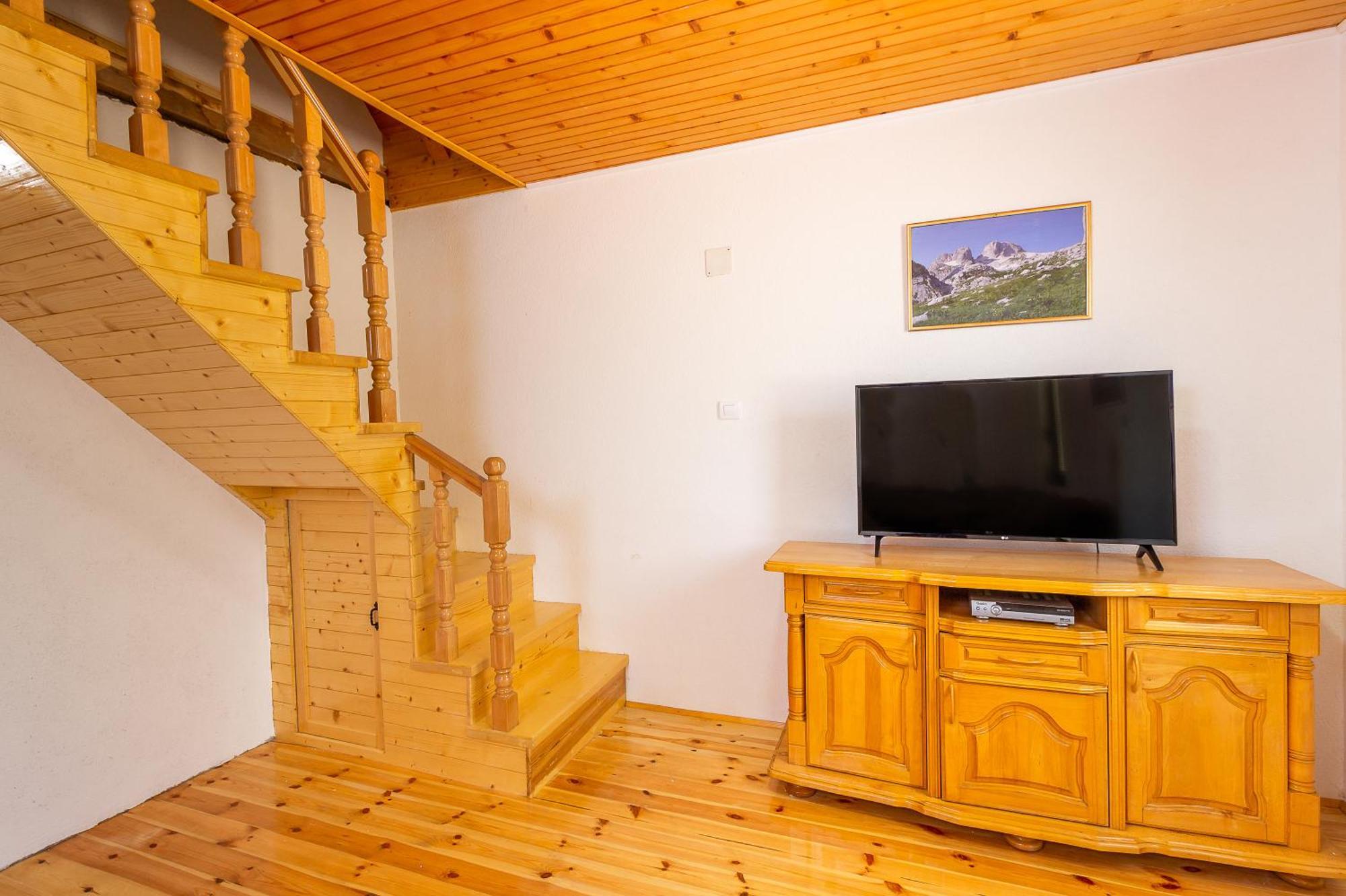 Guesthouse Wolf Žabljak Екстериор снимка