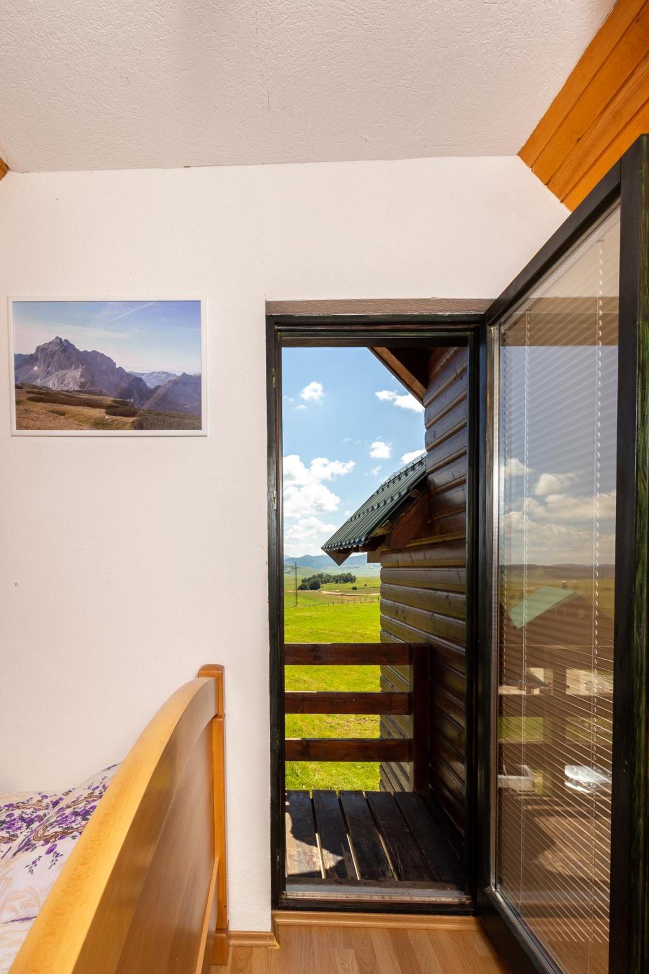 Guesthouse Wolf Žabljak Екстериор снимка