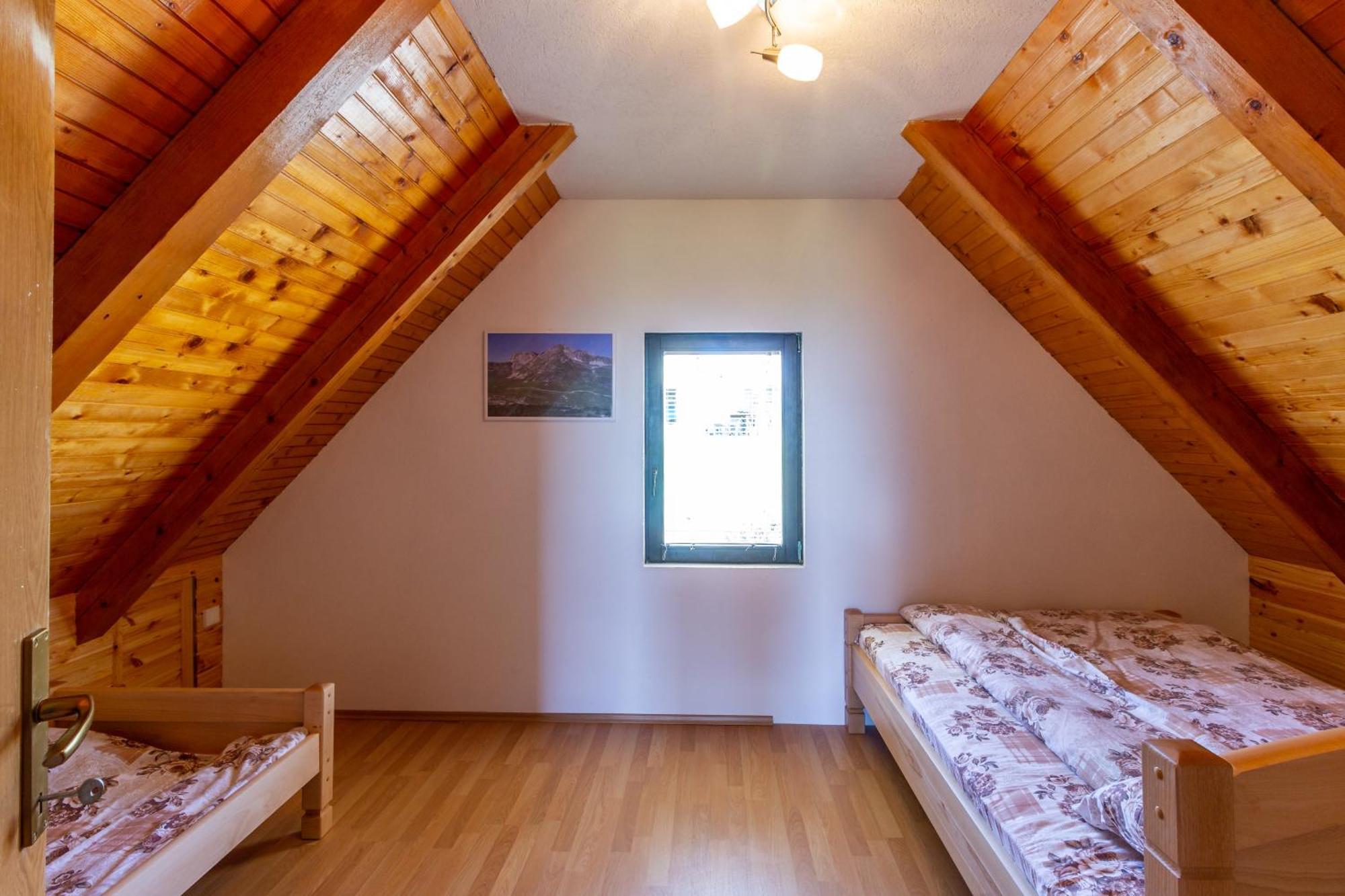 Guesthouse Wolf Žabljak Екстериор снимка